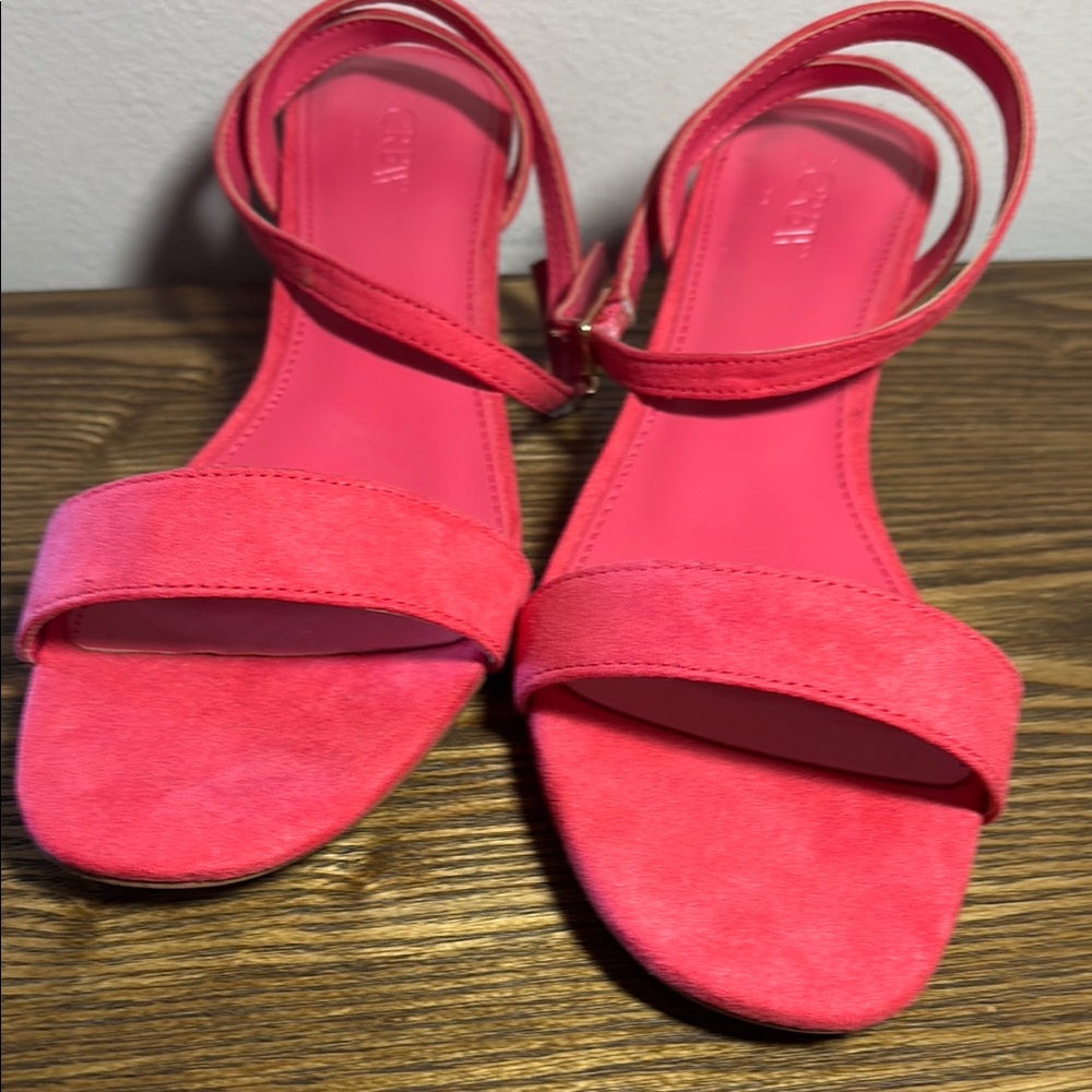 Vibrant Pink Minimalist Flat Sandals